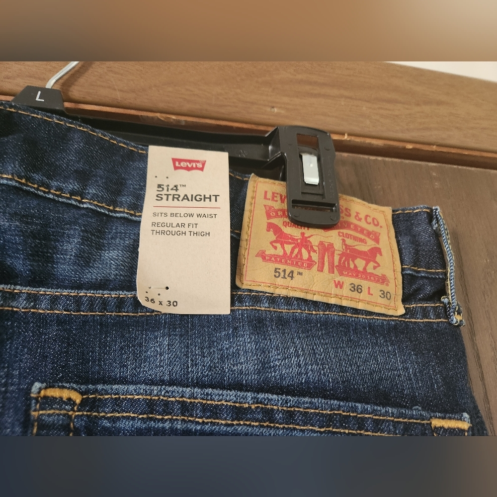 Levis 514 Straight Dark wash 36×30